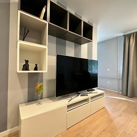 Parkside Escape: Stylish 1-br *