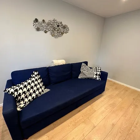 Parkside Escape: Stylish 1-br Apartament Ryga